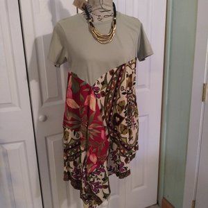 438 jeaniemade Size Medium Tunic